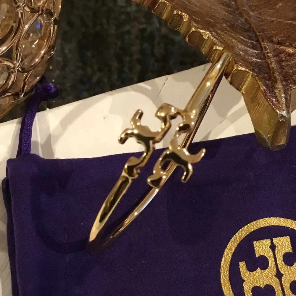 TORY BURCH LOGO DELICATE BRACELET GOLD PLATED